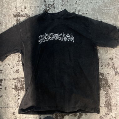 T-shirt Balenciaga L
