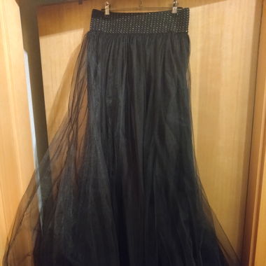 Schwarzes Tüll-Taftkleid