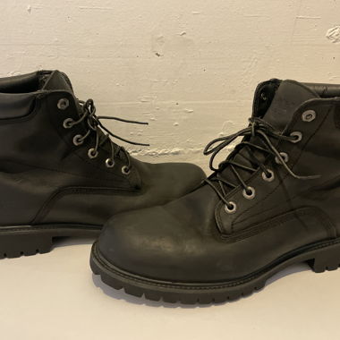 Bottines Timberland en cuir noir à lacets