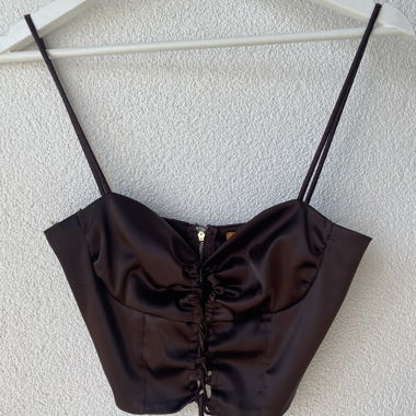 crop top
