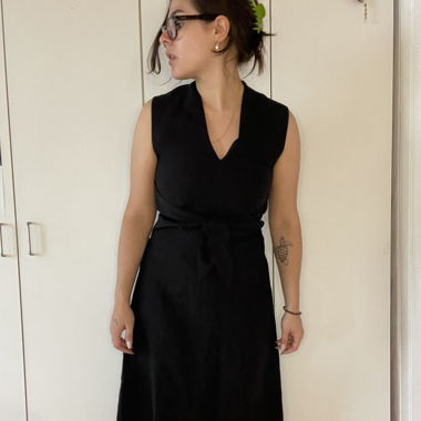 Schwarzes Kleid