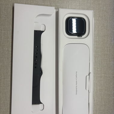 Apple Watch 10 42mm with Silicone Armband
