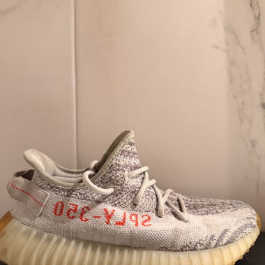 Yeezy Boost 350 V2