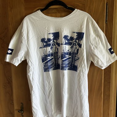 Oversized Graphic Tee