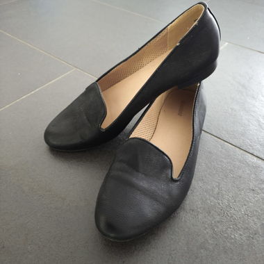 Loafer in pelle nera