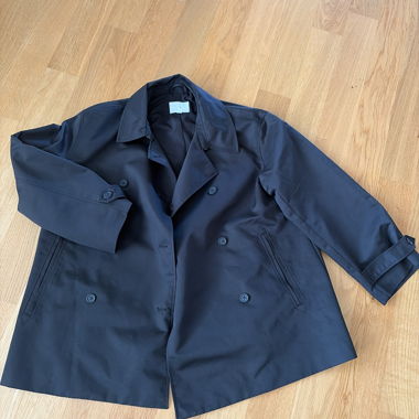 Trench coat scuro