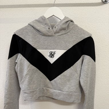 siksilk cropped pulli