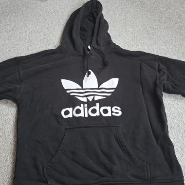 Sweat à capuche adidas