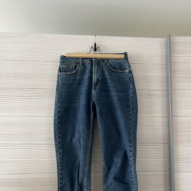 Jeans Only