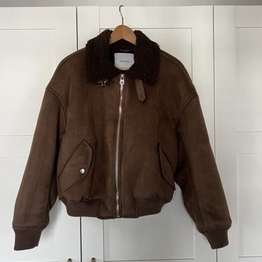 Giubbotto aviatore Bershka marrone con collo in teddy