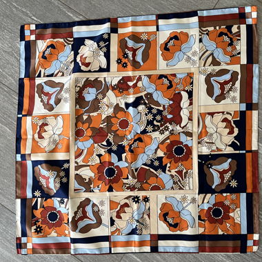 Foulard di seta fantasia
