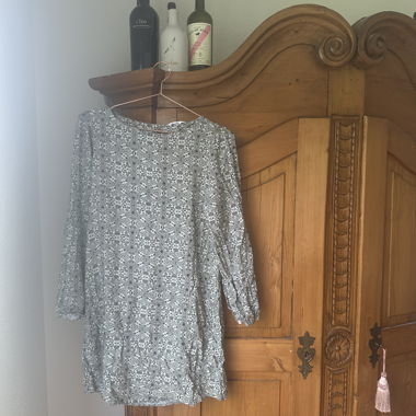 Robe courte à motifs
