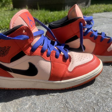 Air Jordan 1 Mid 
