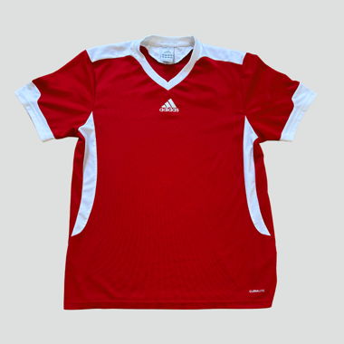 Adidas vintage sportswear t-shirt