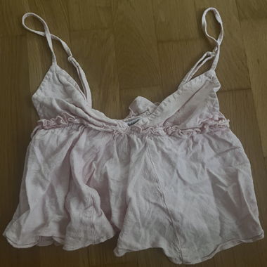 Pinkes Top von Subdued