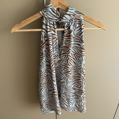 Blusa smanicata ZARA, taglia EUR M
