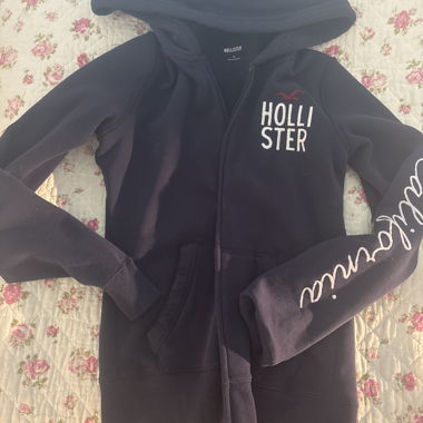 Felpa con cappuccio Hollister nera