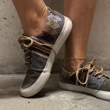 Originale Mipacha-Schuhe – sehr guter Zustand