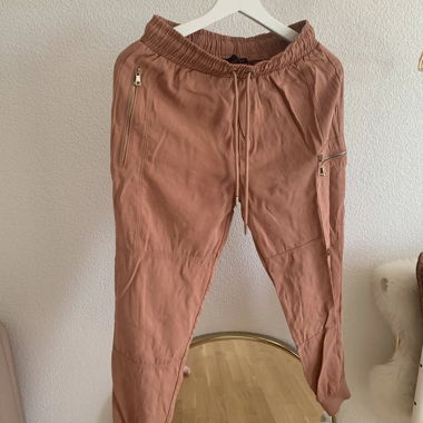 Rosa Stoffhose mit Gummibund