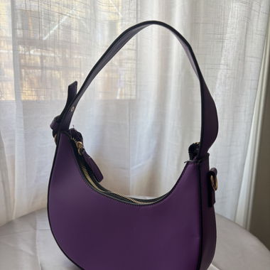  Purple shoulder bag