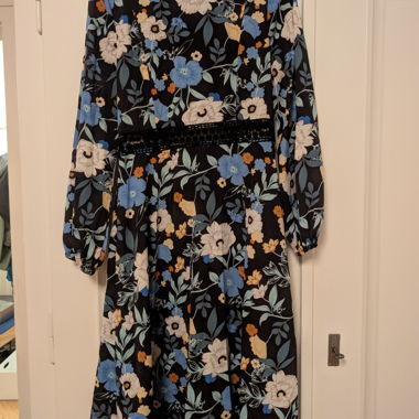 Dress with back cut-out