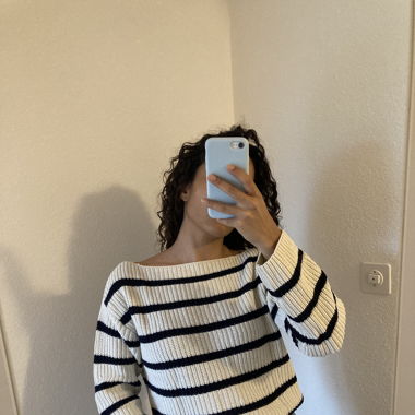Gestreifter Pullover