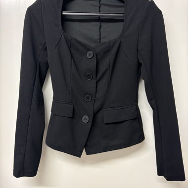 Schwarzer leichter Blazer mit Knopfleiste