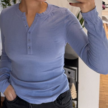 Long-sleeve shirt turquoise