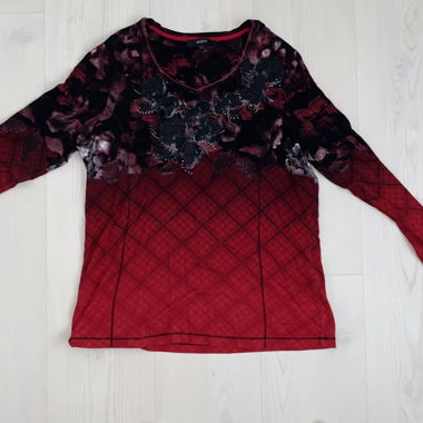 SWEATSHIRT 