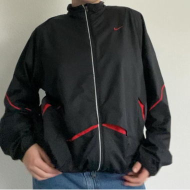 oversized vintage nike windbreaker
