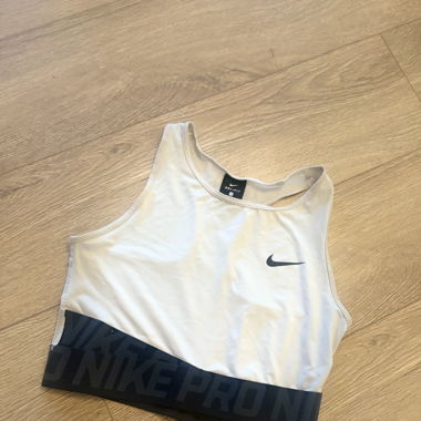 Top de sport Nike