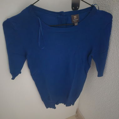 Haut en maille bleu