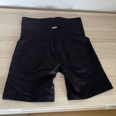 Short sport