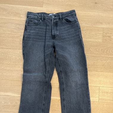 low waist straight leg jeans clean girl