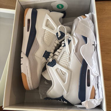 Air Jordan 4 Retro SP