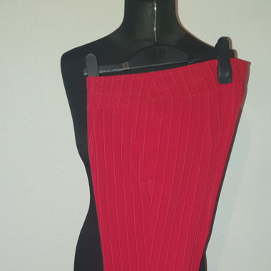 Elegante Hosen, versch. Materialien und Farben