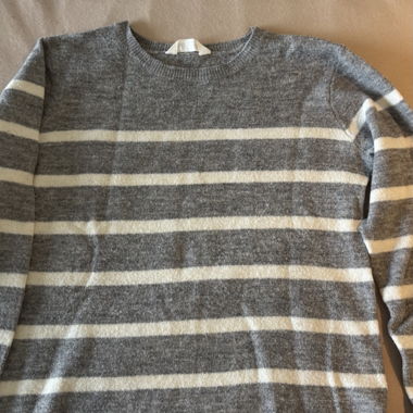 Gestreifter Pullover