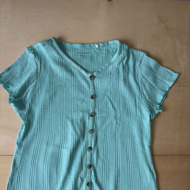 Türkises T-Shirt