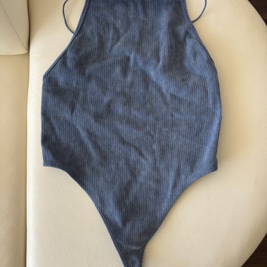 Backless body