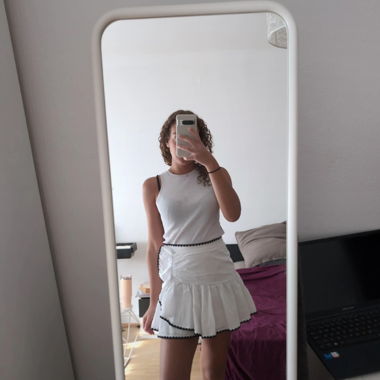 Short skirt