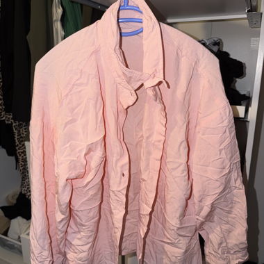 Ensemble chemise légère rose avec shorts