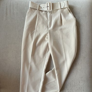 Stoffhose mit Gurt