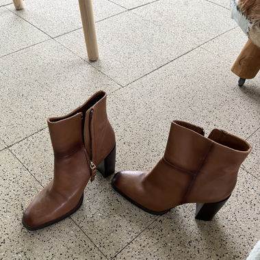 Massimo dutti leather boots
