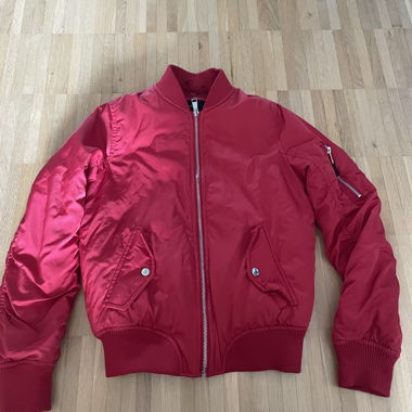 Giacca bomber rossa