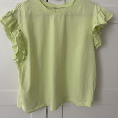 Lime T-shirt with ruffles