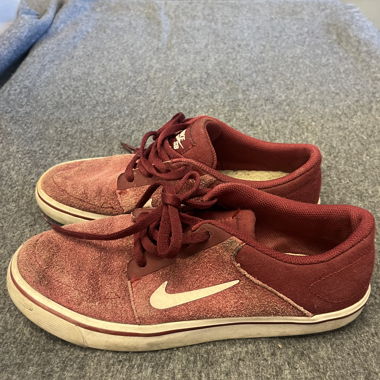 Baskets Nike SB bordeaux