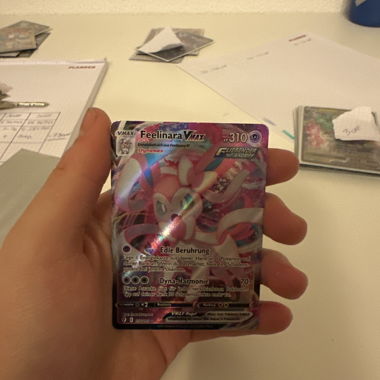 Pokémon card Feelinara VMAX