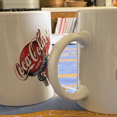 Coca-Cola- und McDonald's-Becher