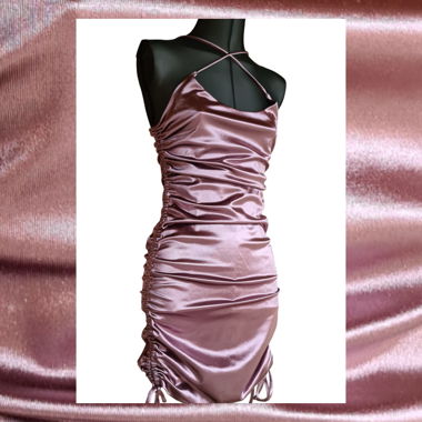 Abendkleid aus Satin in Dusty Pink von My Chic