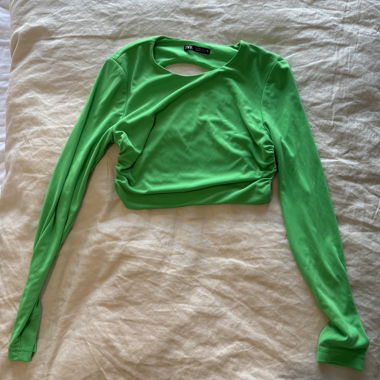 Zara grunes Crop-Top